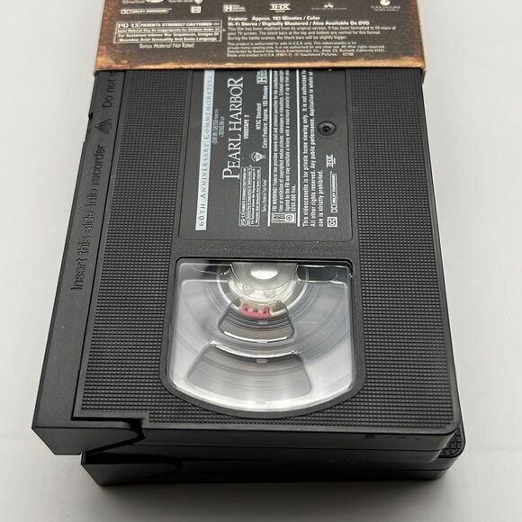 Pearl Harbor Movie VHS 2001 2-Tape Set 60th Anniversary Commemorative - Picture 3 of 3